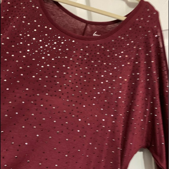 Top - Picture 2 of 7